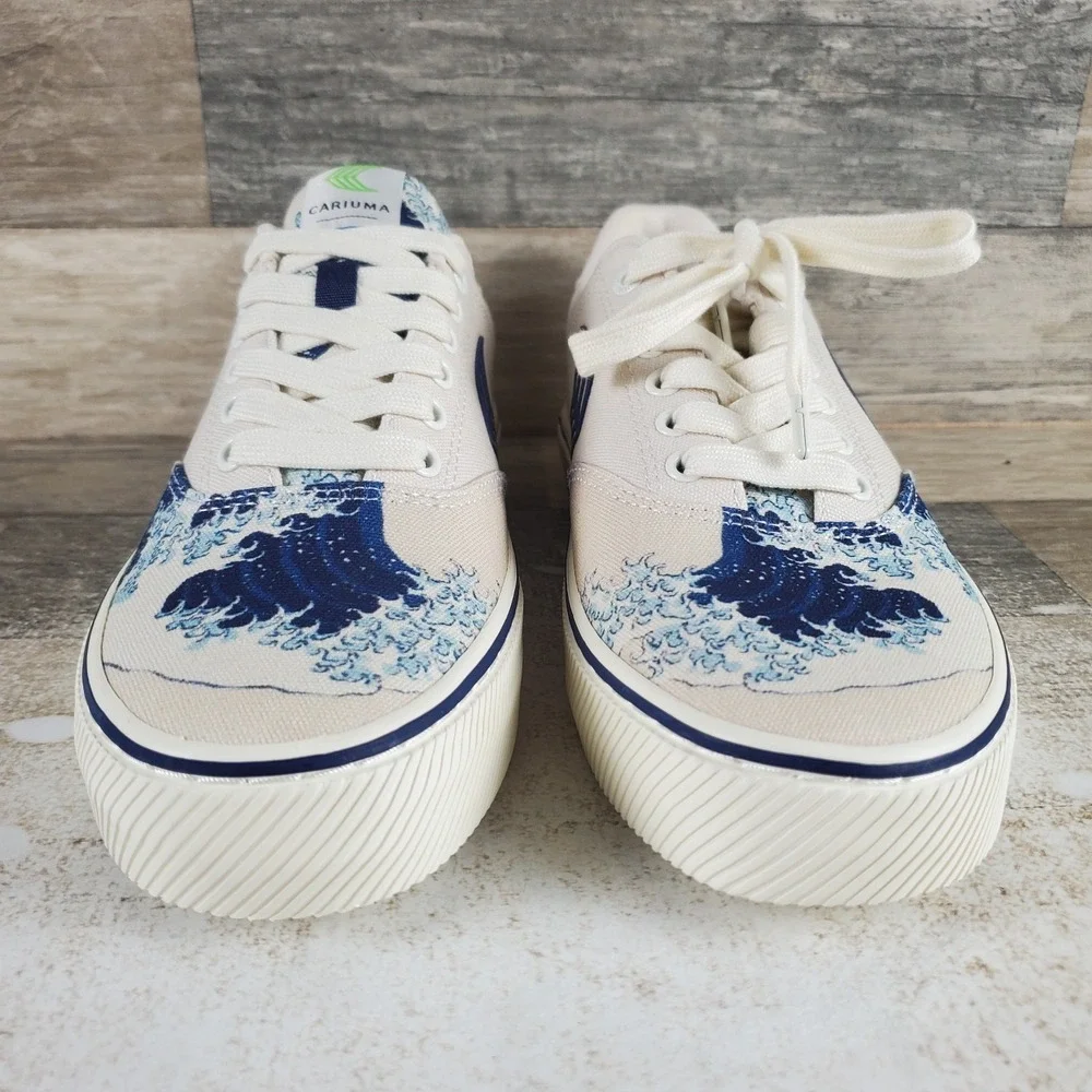 Cariuma NAIOCA X Hokusai Shoes Sz Mens 8 / Womens 9.5 White Wave Off Kanagawa